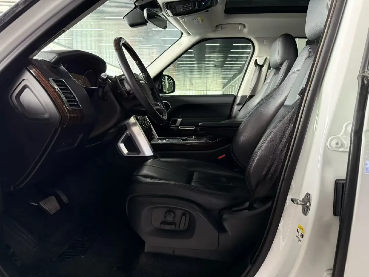 2017 Land Rover Range Rover 3.0T 340HP V6 8AT,autocango,china used car exporter,china ev exporter,chinese used car exporter,chinese used ev exporter