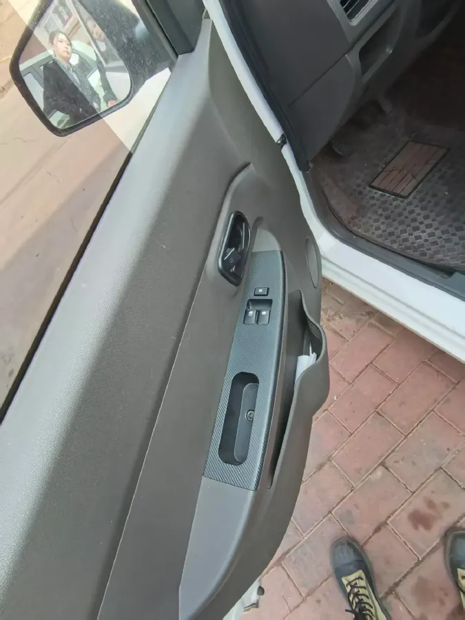 2020 BaoJun 310 1.2L 80HP L4 5MT,autocango,china used car exporter,china ev exporter,chinese used car exporter,chinese used ev exporter