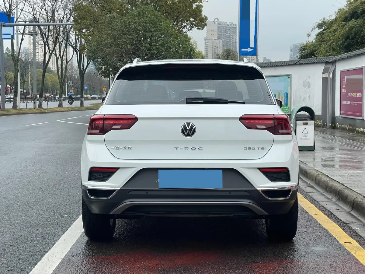 2021 Volkswagen T-Roc 1.4T 150HP L4 7DCT,autocango,china used car exporter,china ev exporter,chinese used car exporter,chinese used ev exporter
