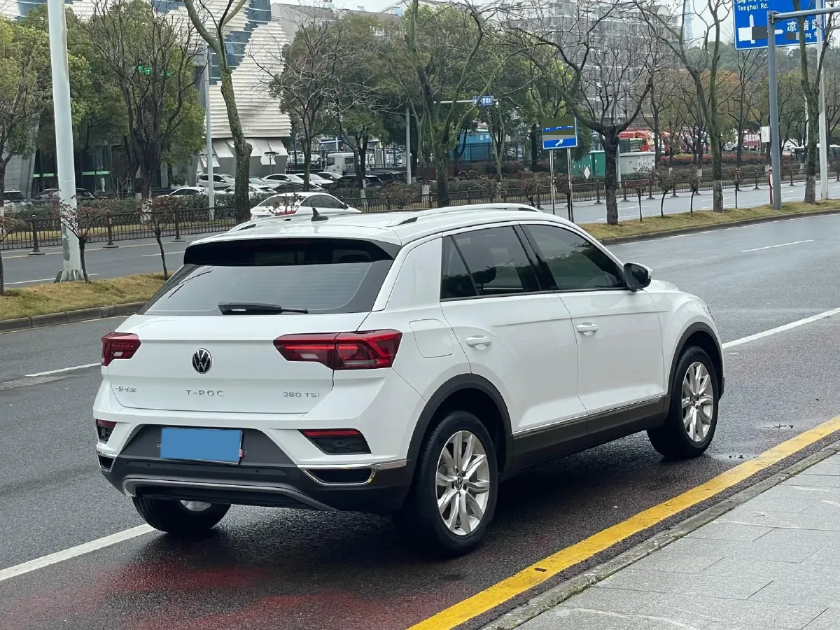 2021 Volkswagen T-Roc 1.4T 150HP L4 7DCT,autocango,china used car exporter,china ev exporter,chinese used car exporter,chinese used ev exporter