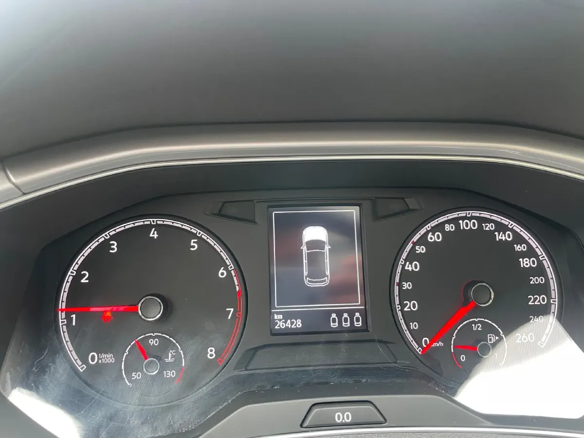 2021 Volkswagen T-Roc 1.4T 150HP L4 7DCT,autocango,china used car exporter,china ev exporter,chinese used car exporter,chinese used ev exporter