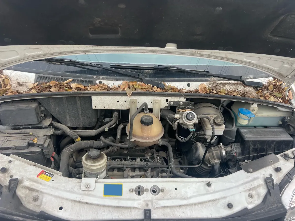 2020 MAXUS XinTu V80 2.5T 136HP L4 6MT,autocango,china used car exporter,china ev exporter,chinese used car exporter,chinese used ev exporter