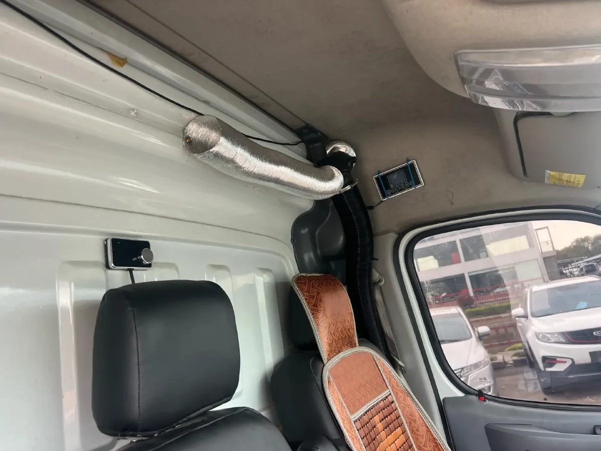 2020 MAXUS XinTu V80 2.5T 136HP L4 6MT,autocango,china used car exporter,china ev exporter,chinese used car exporter,chinese used ev exporter