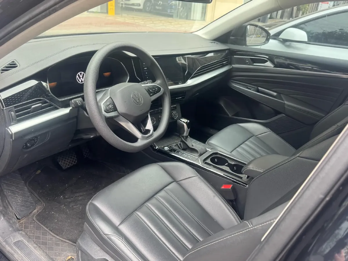 2024 Volkswagen Passat 1.4T 150HP L4 7DCT,autocango,china used car exporter,china ev exporter,chinese used car exporter,chinese used ev exporter