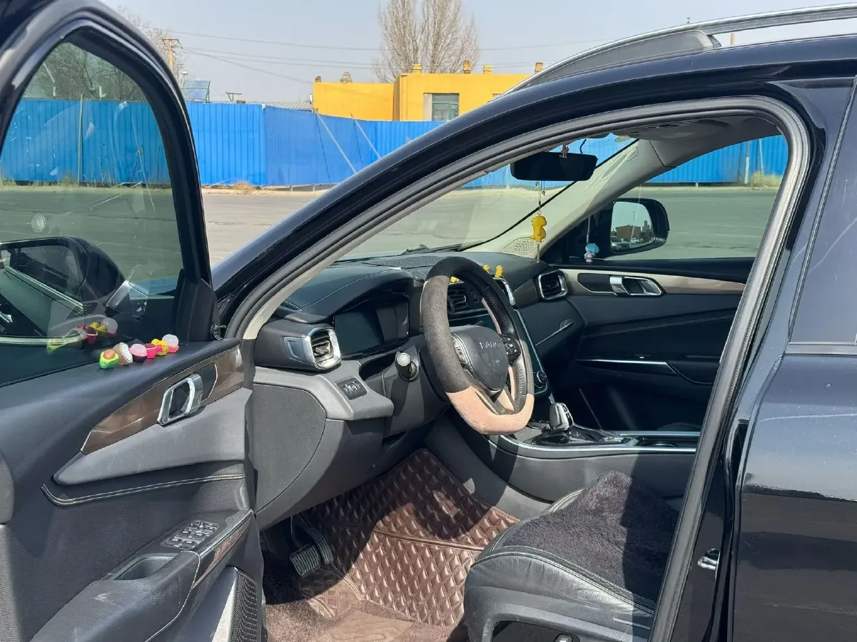 2017 Foton Sauvana 2.0T 218HP L4 6AT,autocango,china used car exporter,china ev exporter,chinese used car exporter,chinese used ev exporter