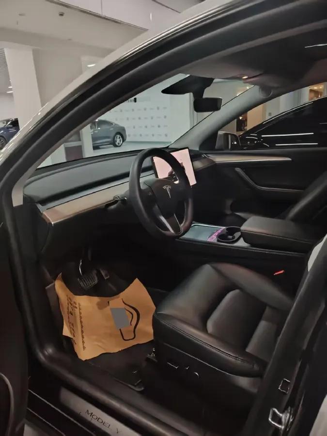 2022 Tesla Model Y BEV 60KWH,autocango,china used car exporter,china ev exporter,chinese used car exporter,chinese used ev exporter