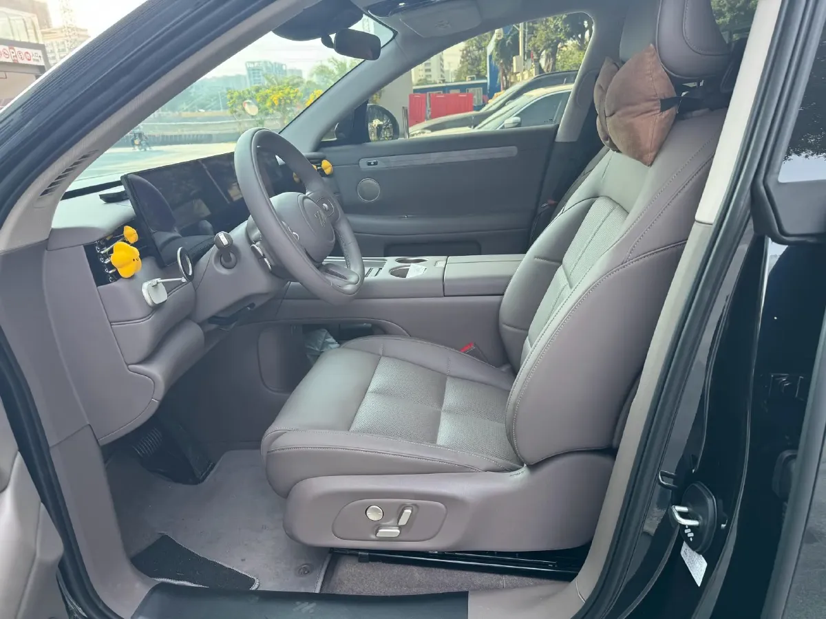 2026 IM LS6 BEV,autocango,china used car exporter,china ev exporter,chinese used car exporter,chinese used ev exporter