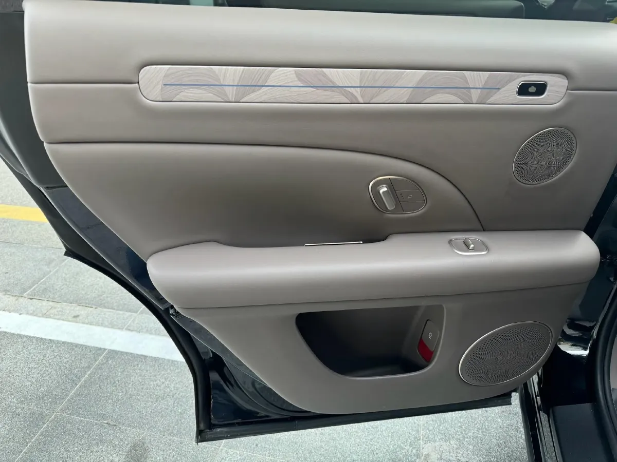 2026 IM LS6 BEV,autocango,china used car exporter,china ev exporter,chinese used car exporter,chinese used ev exporter