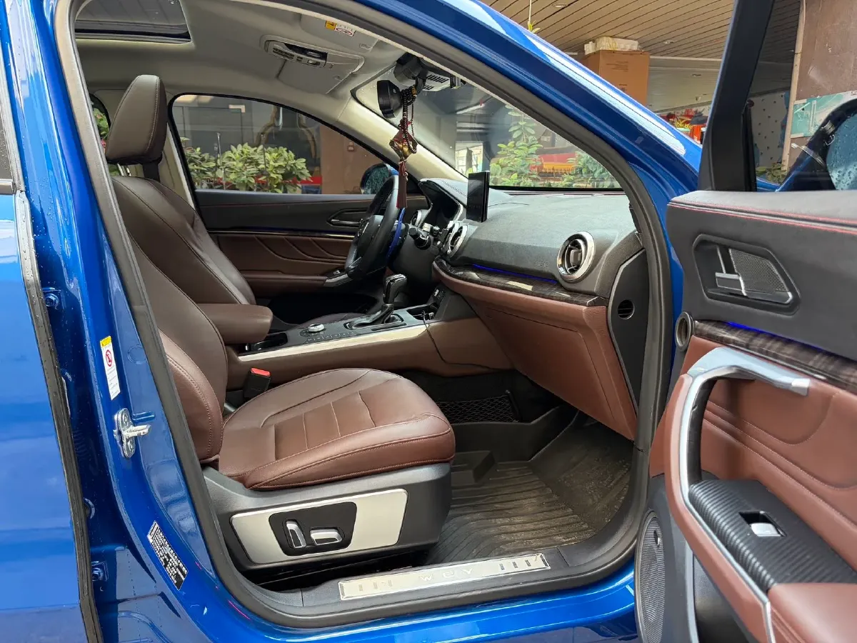 2017 WEY VV5 2.0T 197HP L4 7DCT,autocango,china used car exporter,china ev exporter,chinese used car exporter,chinese used ev exporter