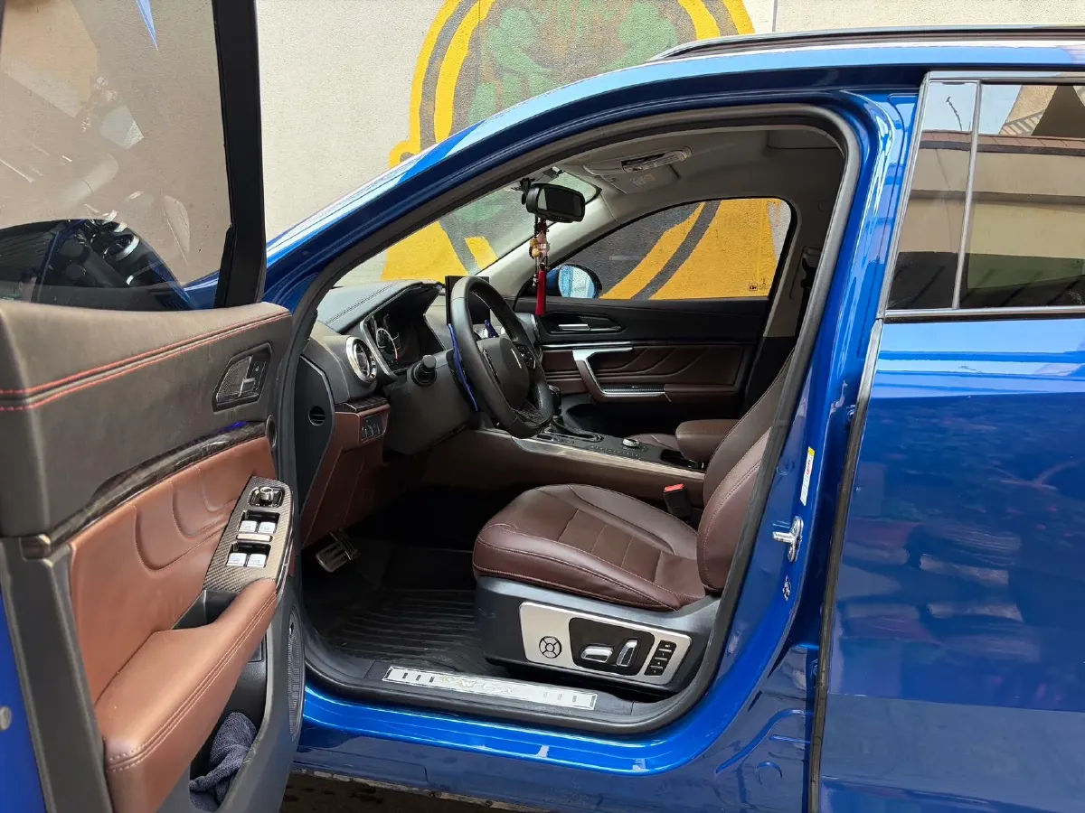 2017 WEY VV5 2.0T 197HP L4 7DCT,autocango,china used car exporter,china ev exporter,chinese used car exporter,chinese used ev exporter