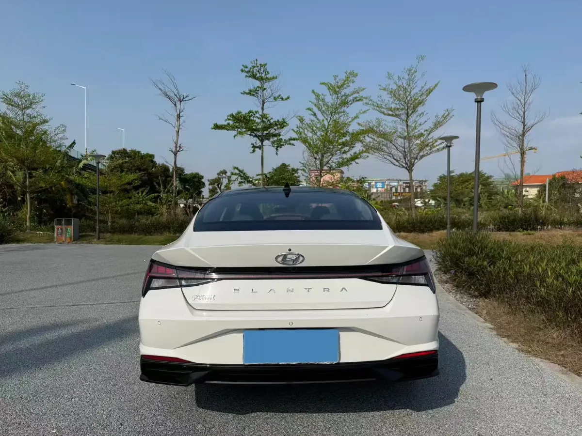 2021 Hyundai Elantra 1.5L 115HP L4 CVT,autocango,china used car exporter,china ev exporter,chinese used car exporter,chinese used ev exporter