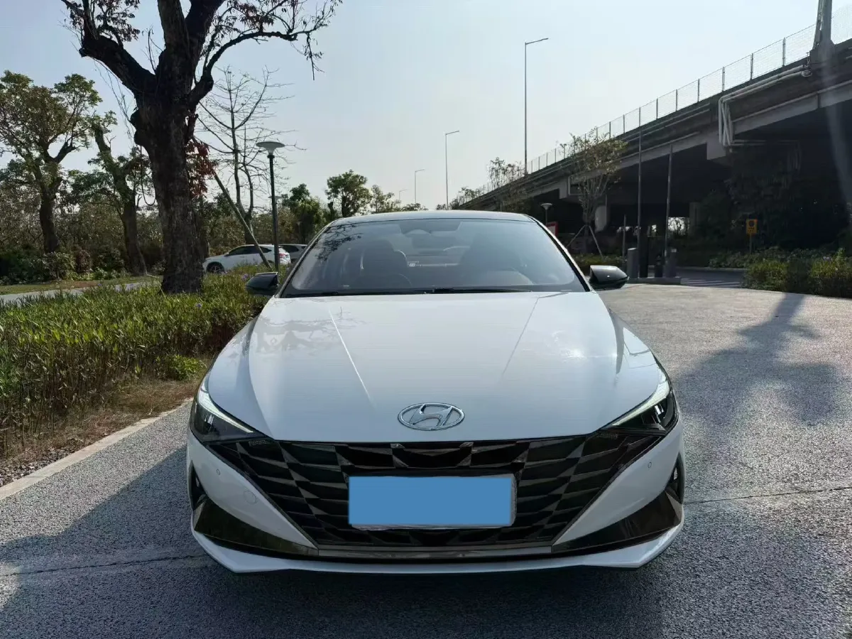 2021 Hyundai Elantra 1.5L 115HP L4 CVT,autocango,china used car exporter,china ev exporter,chinese used car exporter,chinese used ev exporter