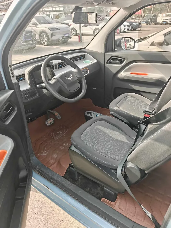 2020 WuLing HongGuang MINI EV BEV 9.3KWH,autocango,china used car exporter,china ev exporter,chinese used car exporter,chinese used ev exporter