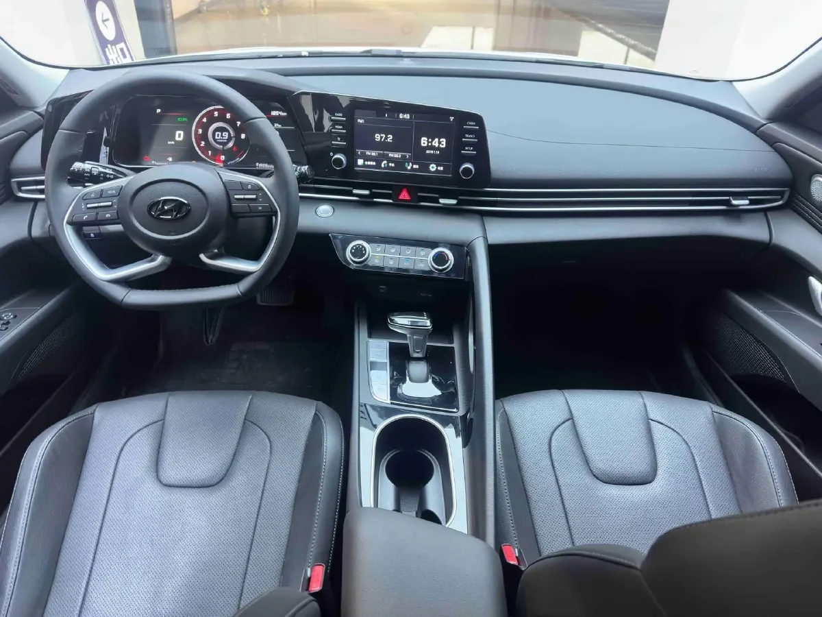 2022 Hyundai Elantra 1.5L 115HP L4 CVT,autocango,china used car exporter,china ev exporter,chinese used car exporter,chinese used ev exporter