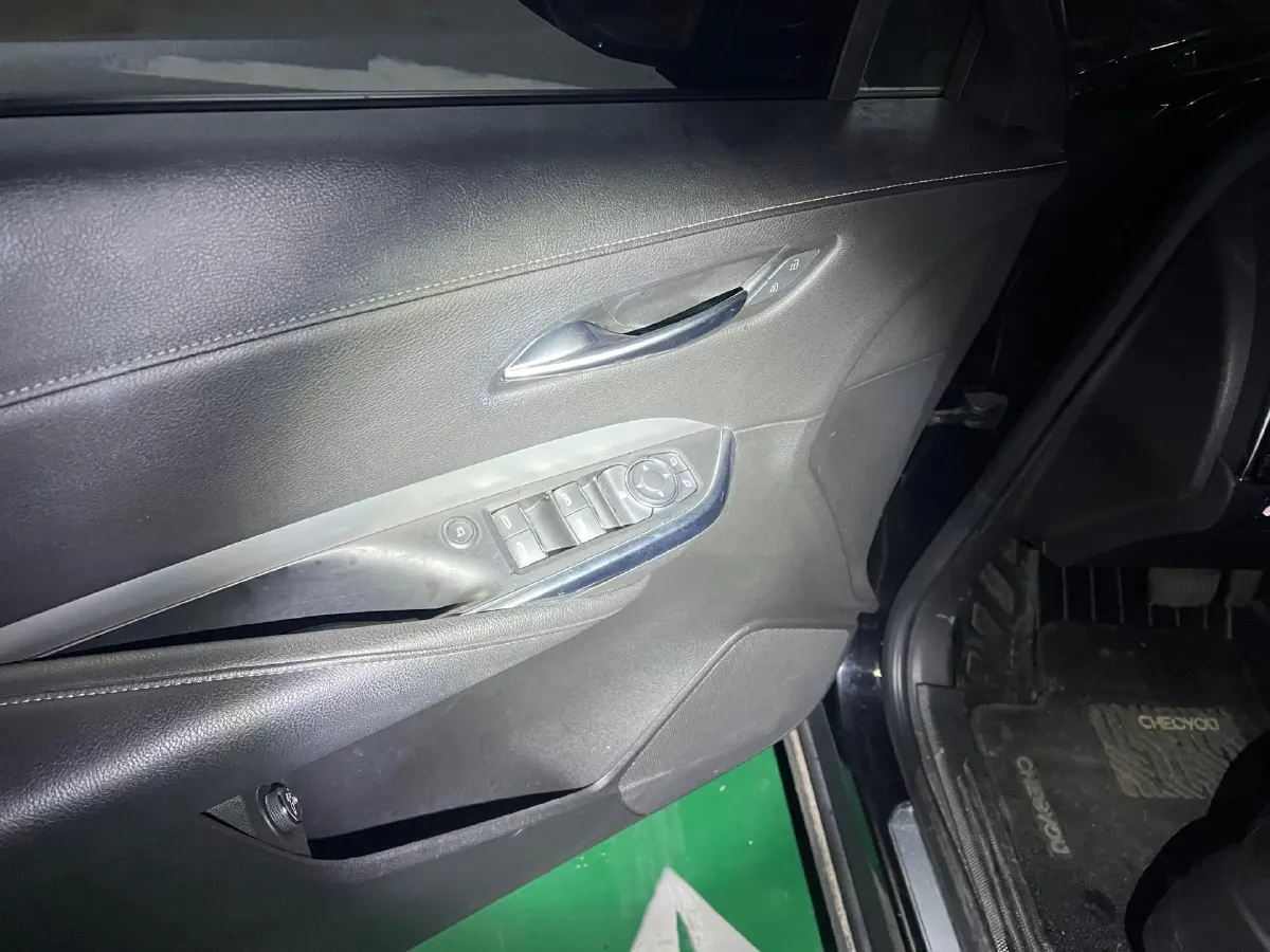 2020 Cadillac XT4 2.0T 241HP L4 9AT,autocango,china used car exporter,china ev exporter,chinese used car exporter,chinese used ev exporter