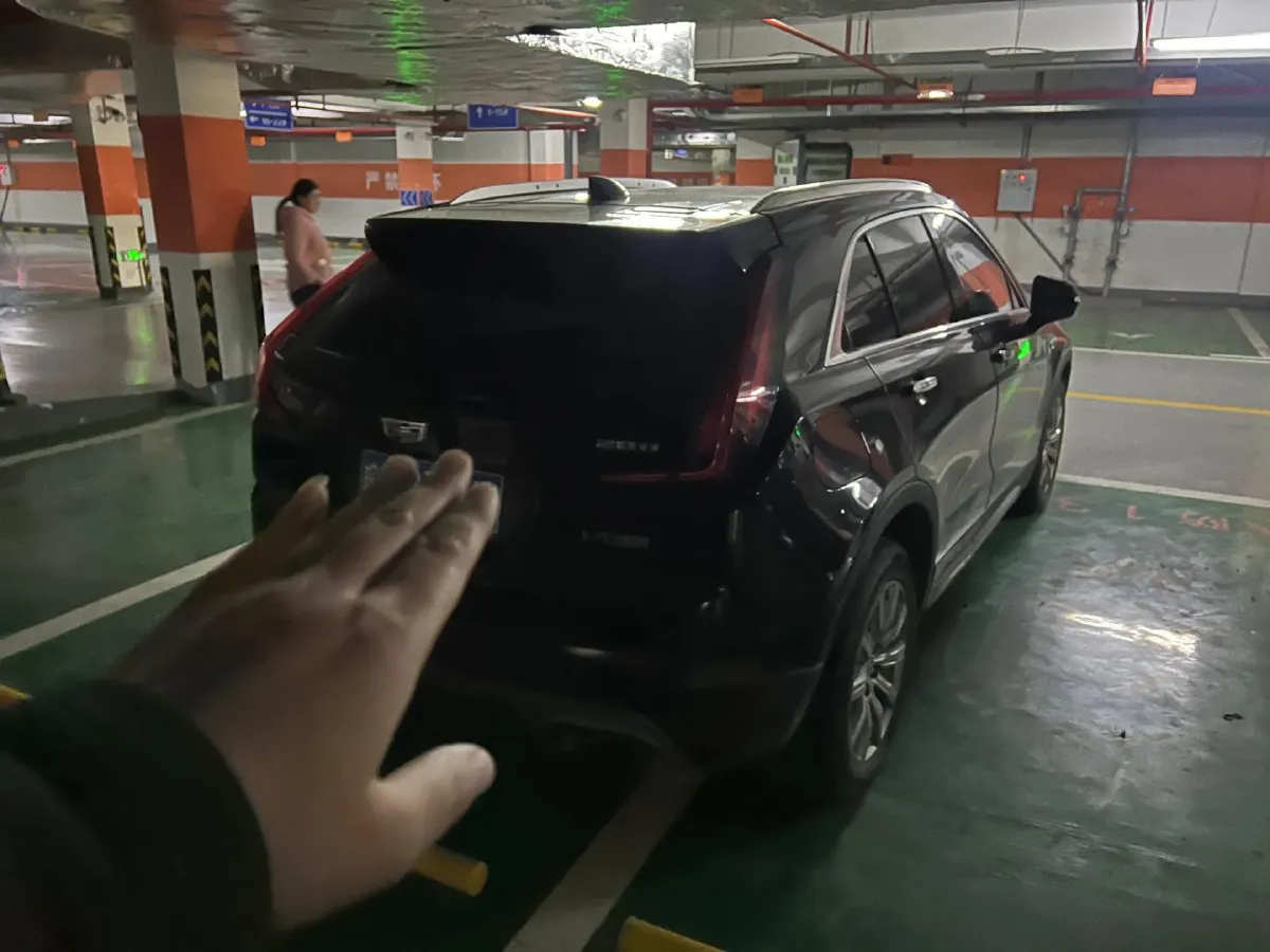 2020 Cadillac XT4 2.0T 241HP L4 9AT,autocango,china used car exporter,china ev exporter,chinese used car exporter,chinese used ev exporter