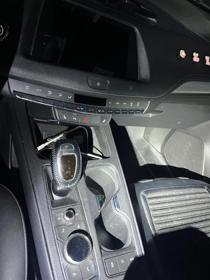 2020 Cadillac XT4 2.0T 241HP L4 9AT,autocango,china used car exporter,china ev exporter,chinese used car exporter,chinese used ev exporter