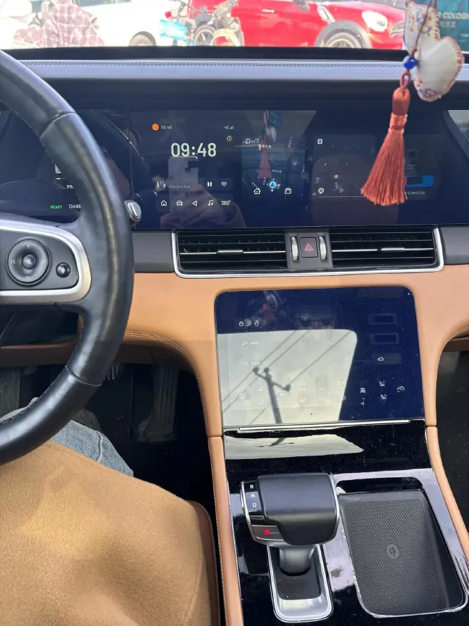 2020 Li ONE Range Extended 131HP REEV 40.5KWH,autocango,china used car exporter,china ev exporter,chinese used car exporter,chinese used ev exporter