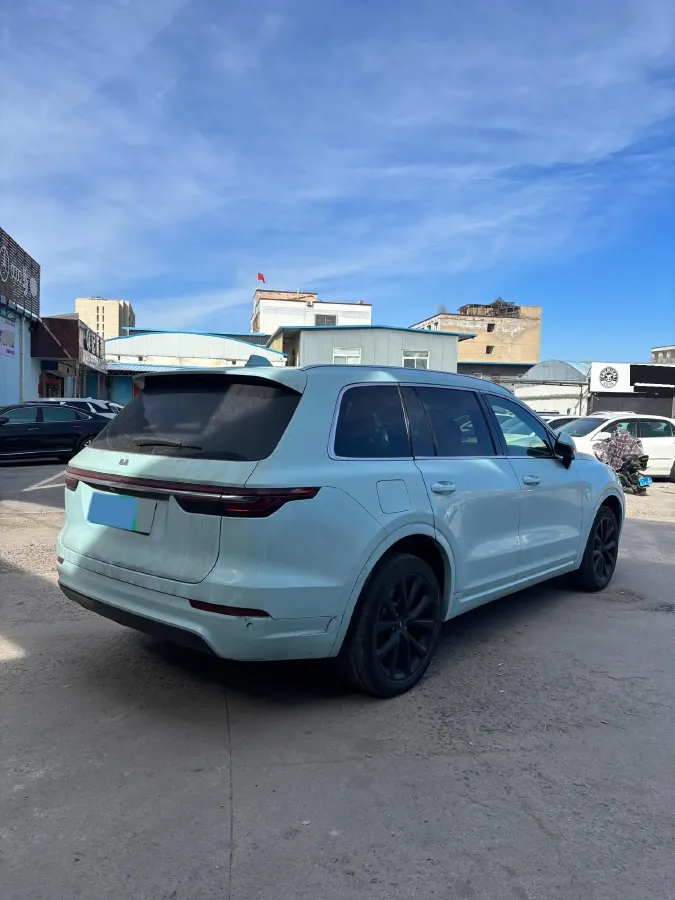 2020 Li ONE Range Extended 131HP REEV 40.5KWH,autocango,china used car exporter,china ev exporter,chinese used car exporter,chinese used ev exporter