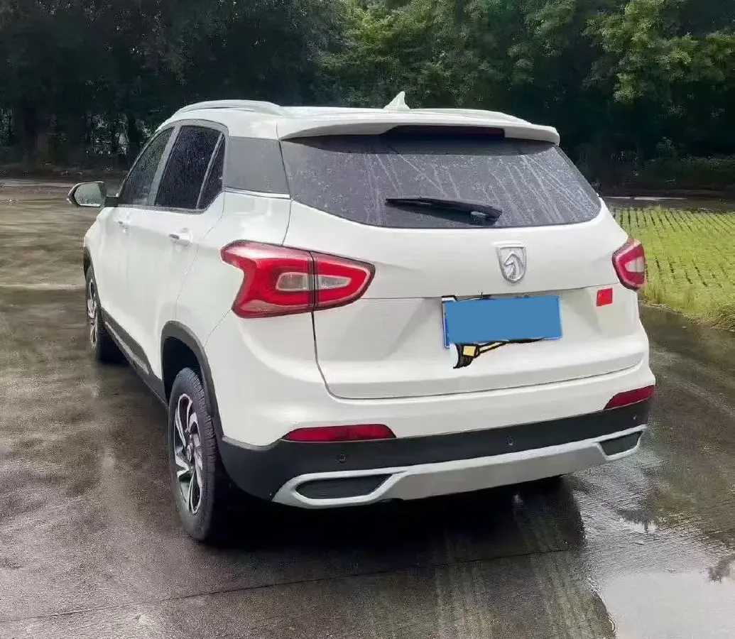 2017 HaiMa S5 Young Edition 1.6L 122HP L4 5MT,autocango,china used car exporter,china ev exporter,chinese used car exporter,chinese used ev exporter