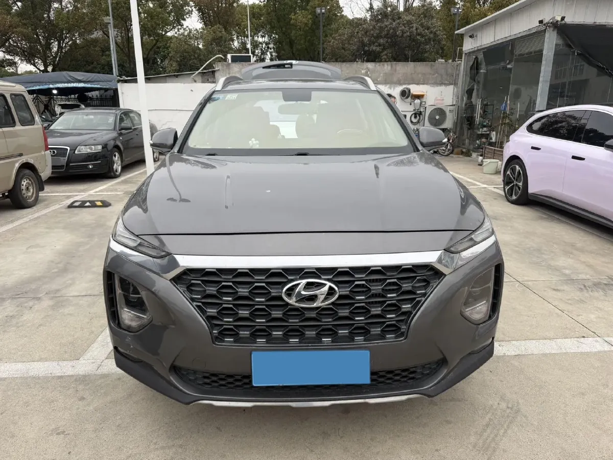 2019 Hyundai Santafe 2.0T 240HP L4 8AT,autocango,china used car exporter,china ev exporter,chinese used car exporter,chinese used ev exporter