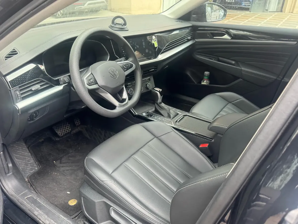 2024 Volkswagen Passat 1.4T 150HP L4 7DCT,autocango,china used car exporter,china ev exporter,chinese used car exporter,chinese used ev exporter