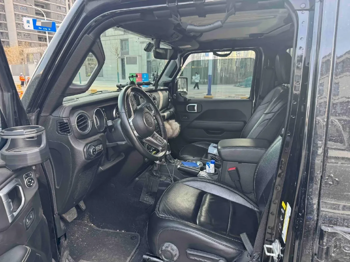 2019 Jeep Wrangler 2.0T 266HP L4 8AT,autocango,china used car exporter,china ev exporter,chinese used car exporter,chinese used ev exporter