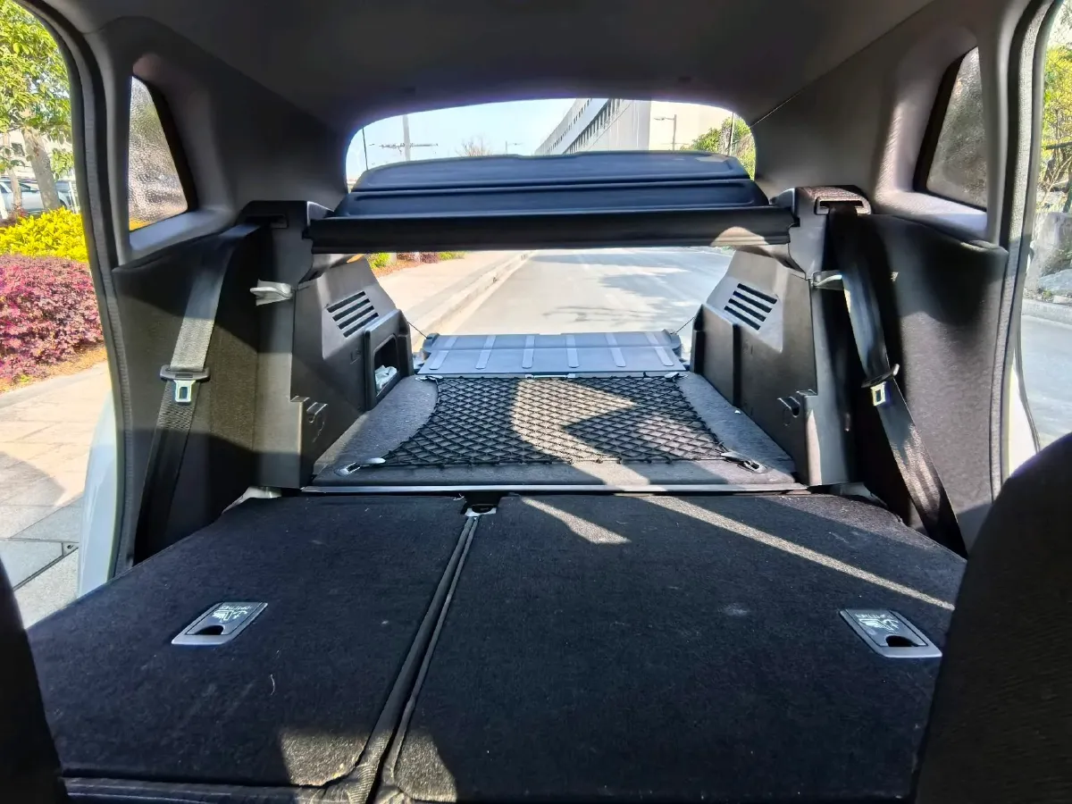 2016 Peugeot 3008 2.0L 147HP L4 6AT,autocango,china used car exporter,china ev exporter,chinese used car exporter,chinese used ev exporter