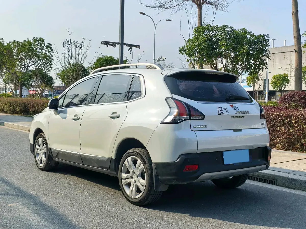 2016 Peugeot 3008 2.0L 147HP L4 6AT,autocango,china used car exporter,china ev exporter,chinese used car exporter,chinese used ev exporter