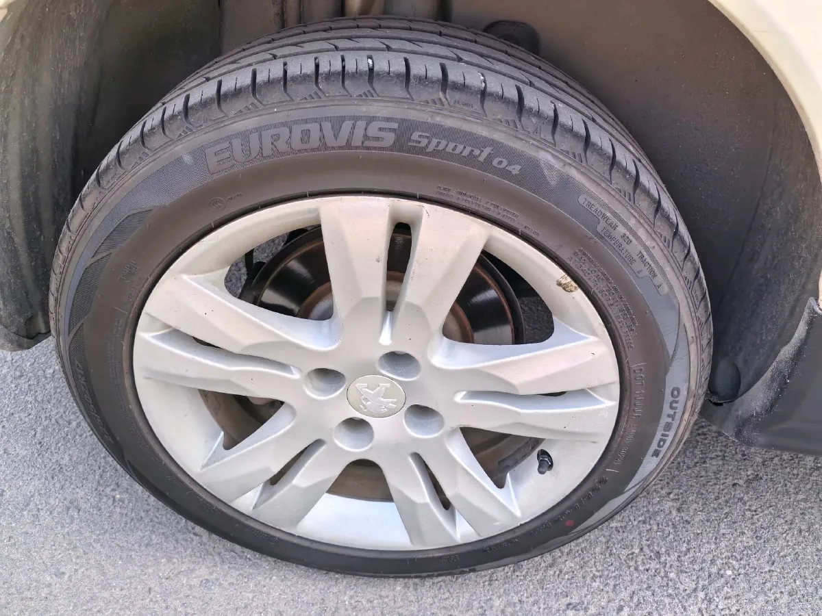 2016 Peugeot 3008 2.0L 147HP L4 6AT,autocango,china used car exporter,china ev exporter,chinese used car exporter,chinese used ev exporter