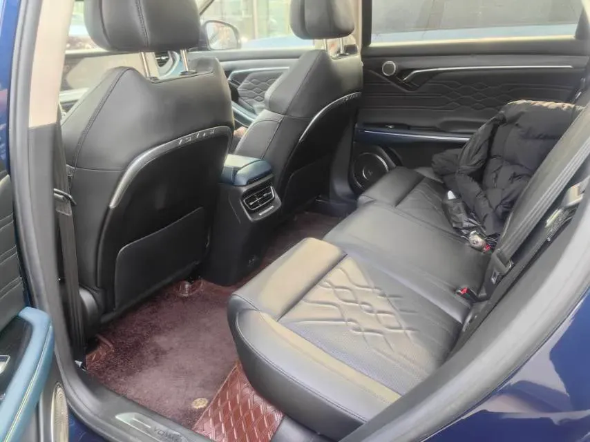 2022 Voyah FREE Range Extended 109HP REEV 33KWH,autocango,china used car exporter,china ev exporter,chinese used car exporter,chinese used ev exporter