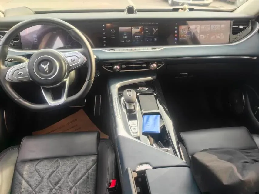 2022 Voyah FREE Range Extended 109HP REEV 33KWH,autocango,china used car exporter,china ev exporter,chinese used car exporter,chinese used ev exporter