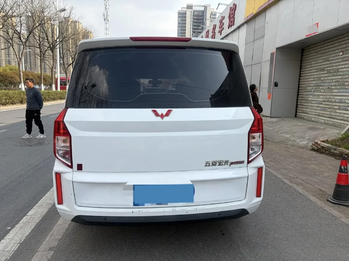 2019 Venucia M50V 1.5L 112HP L4 5MT,autocango,china used car exporter,china ev exporter,chinese used car exporter,chinese used ev exporter