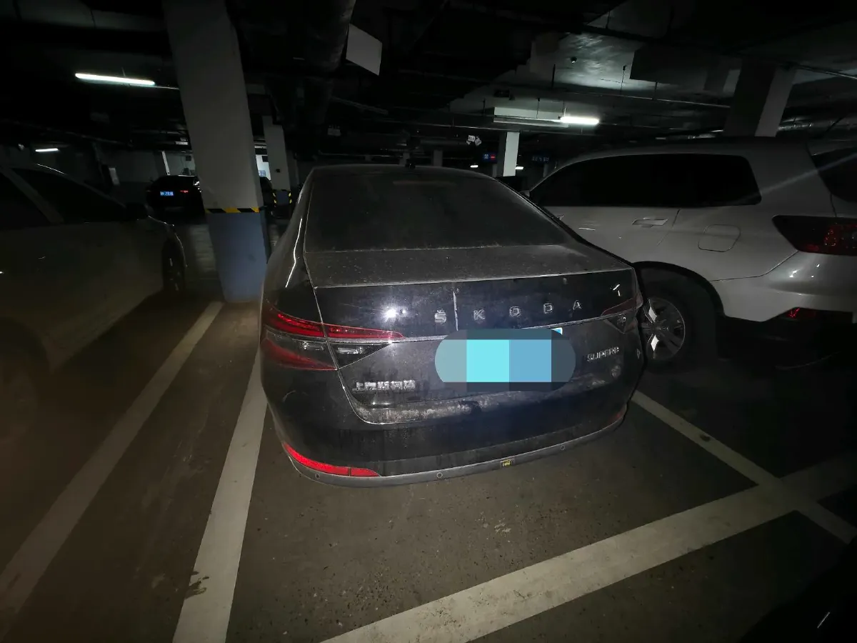 2022 Skoda Superb 1.4T 150HP L4 7DCT,autocango,china used car exporter,china ev exporter,chinese used car exporter,chinese used ev exporter