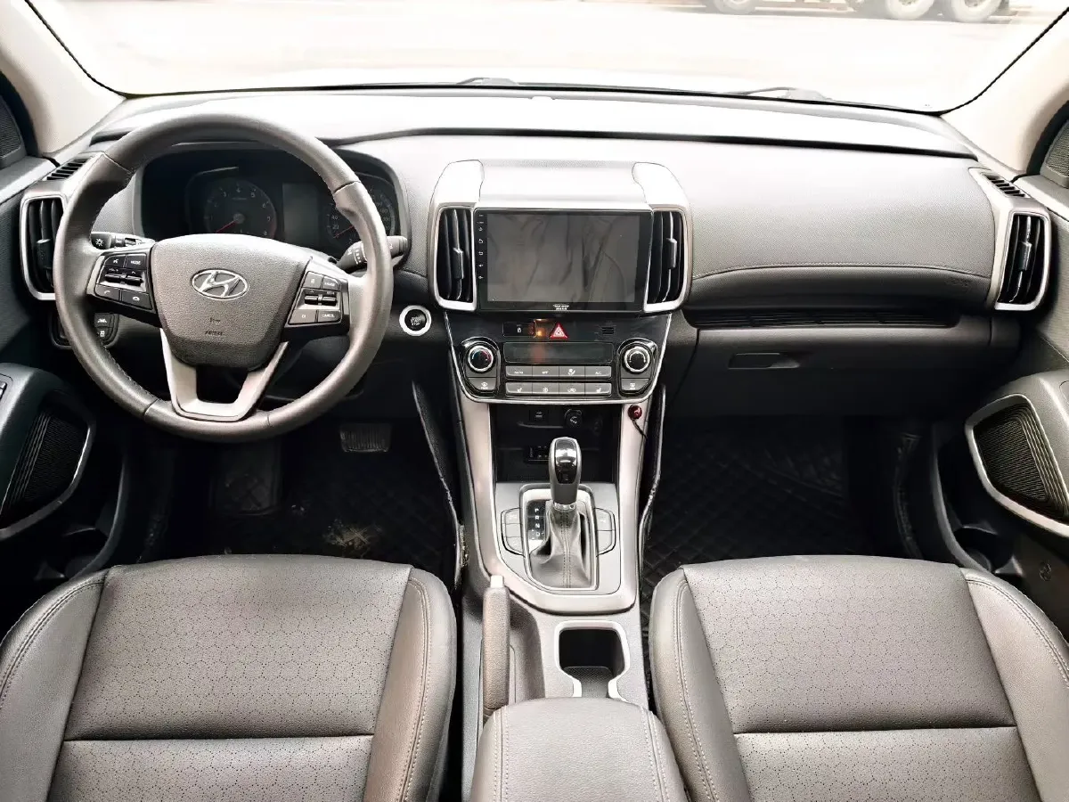 2018 Hyundai ix35 2.0L 160HP L4 6AT,autocango,china used car exporter,china ev exporter,chinese used car exporter,chinese used ev exporter