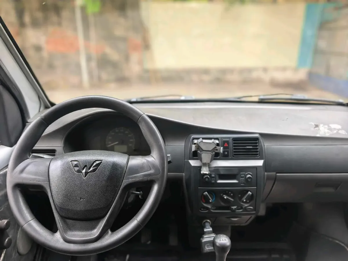 2019 WuLing RongGuang 1.5L 107HP L4 5MT,autocango,china used car exporter,china ev exporter,chinese used car exporter,chinese used ev exporter