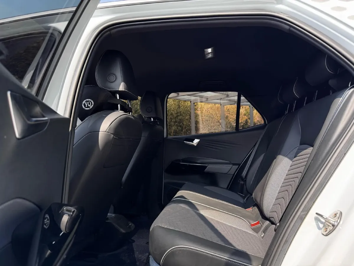 2023 Volkswagen ID.3 BEV 52.8KWH,autocango,china used car exporter,china ev exporter,chinese used car exporter,chinese used ev exporter