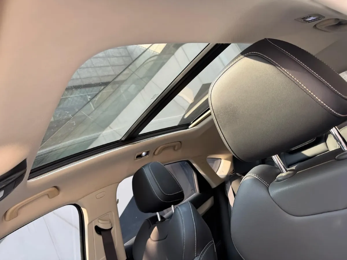 2020 Roewe RX5 1.5T 169HP L4 7DCT,autocango,china used car exporter,china ev exporter,chinese used car exporter,chinese used ev exporter