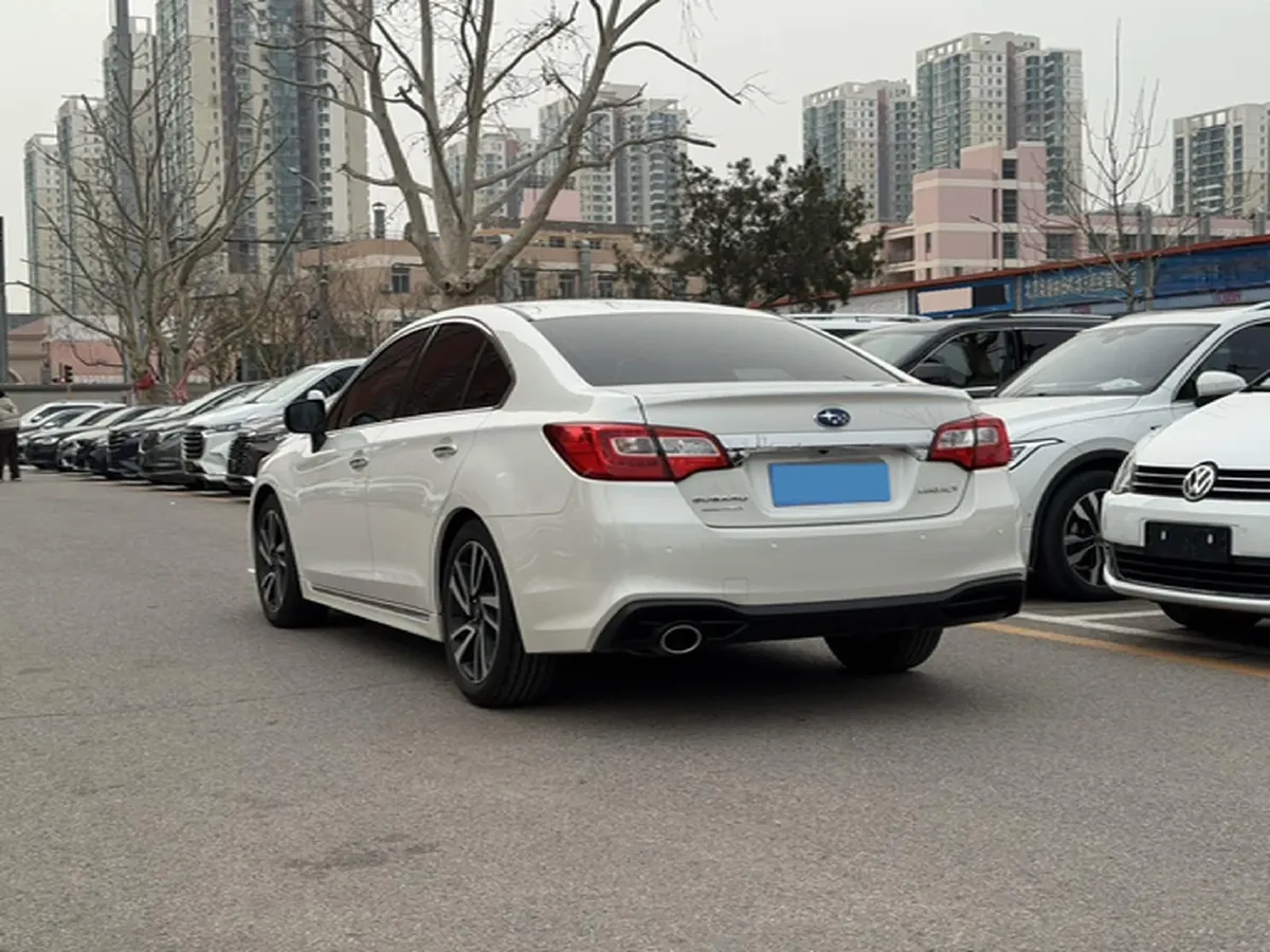 2020 Subaru Legacy 2.5L 175HP H4 CVT,autocango,china used car exporter,china ev exporter,chinese used car exporter,chinese used ev exporter