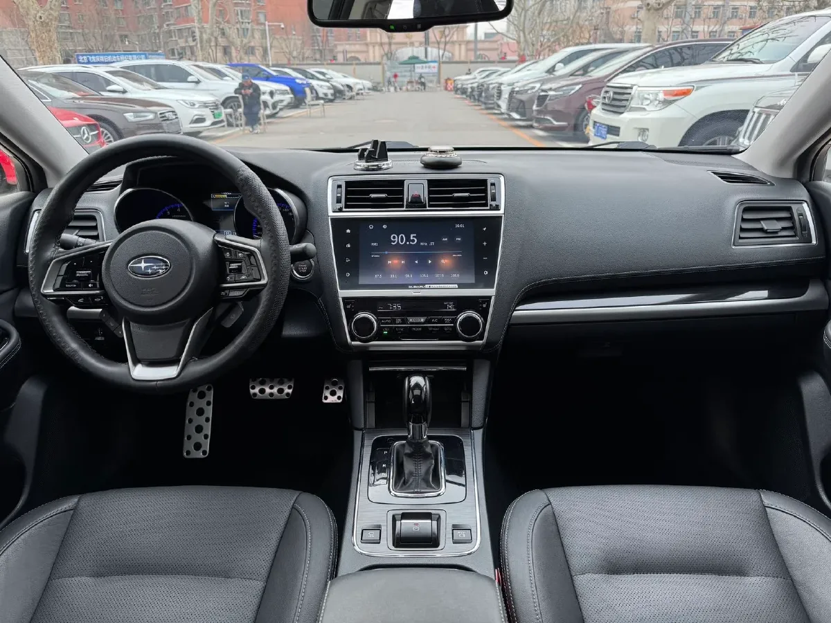 2020 Subaru Legacy 2.5L 175HP H4 CVT,autocango,china used car exporter,china ev exporter,chinese used car exporter,chinese used ev exporter