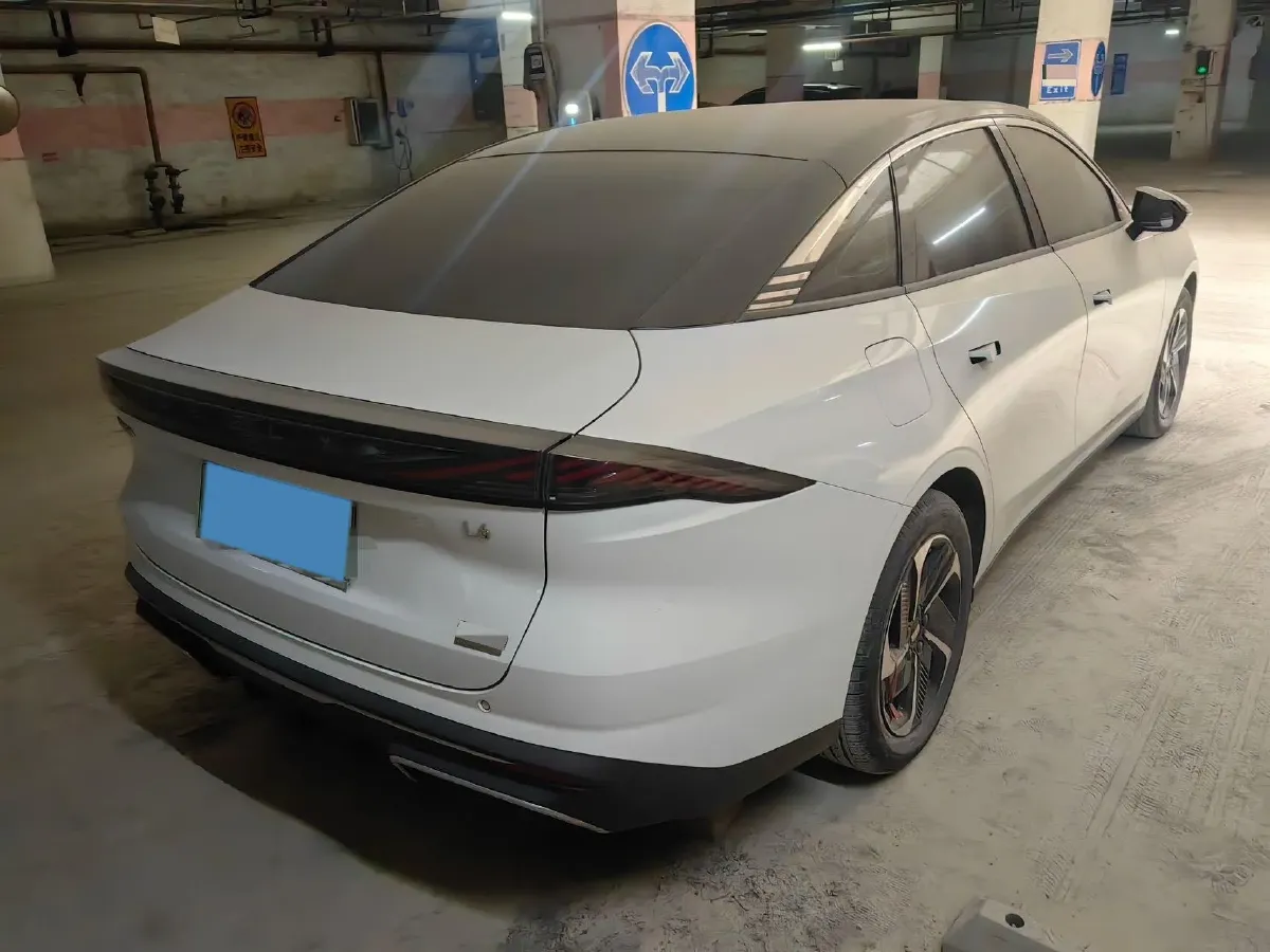 2023 Geely Galaxy L6 1.5T 163HP L4 3DHT PHEV,autocango,china used car exporter,china ev exporter,chinese used car exporter,chinese used ev exporter