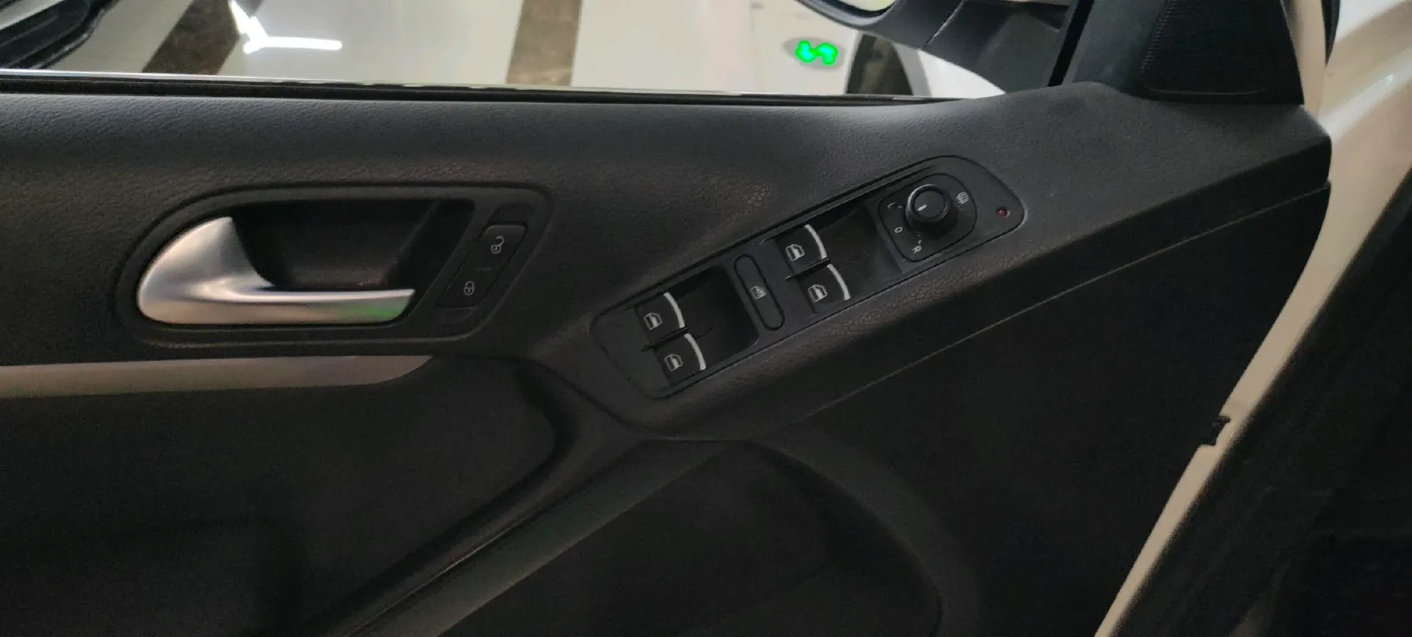 2016 Buick Larcosse 1.5T 170HP L4 7DCT,autocango,china used car exporter,china ev exporter,chinese used car exporter,chinese used ev exporter