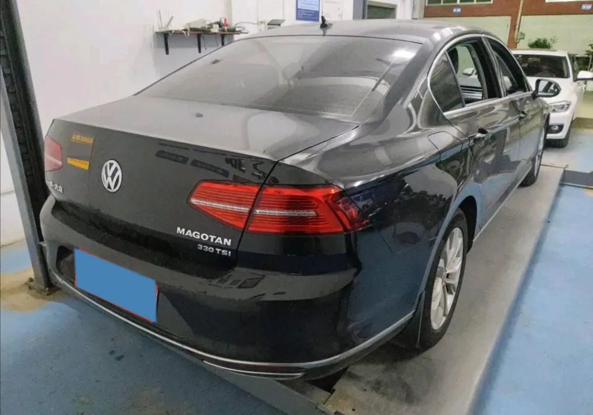 2019 Volkswagen Magotan 2.0T 186HP L4 7DCT,autocango,china used car exporter,china ev exporter,chinese used car exporter,chinese used ev exporter