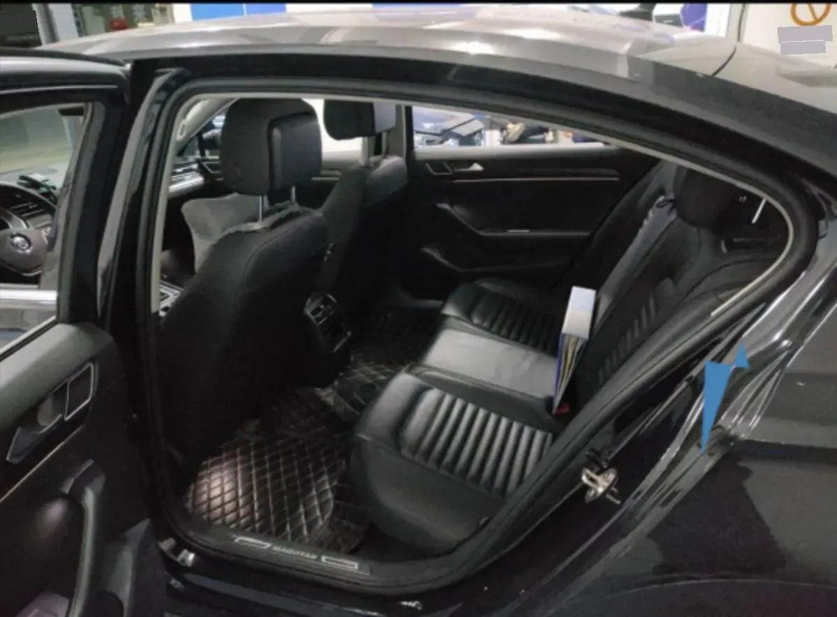 2019 Volkswagen Magotan 2.0T 186HP L4 7DCT,autocango,china used car exporter,china ev exporter,chinese used car exporter,chinese used ev exporter