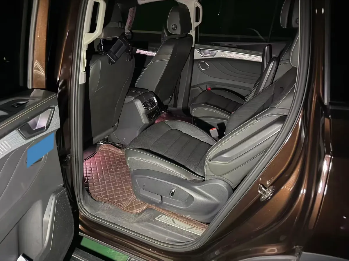 2021 Volkswagen Talagon 2.0T 220HP L4 7DCT,autocango,china used car exporter,china ev exporter,chinese used car exporter,chinese used ev exporter