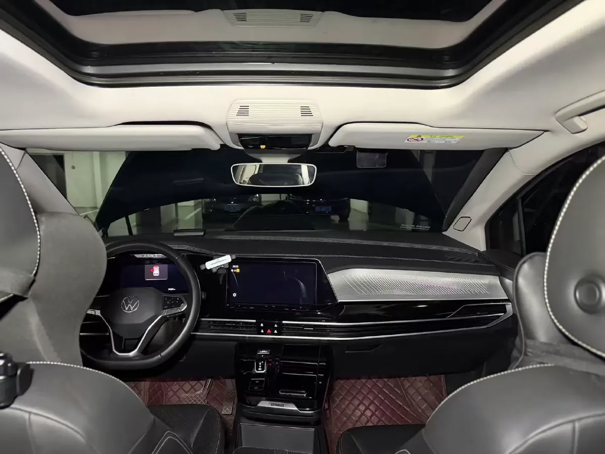 2021 Volkswagen Talagon 2.0T 220HP L4 7DCT,autocango,china used car exporter,china ev exporter,chinese used car exporter,chinese used ev exporter