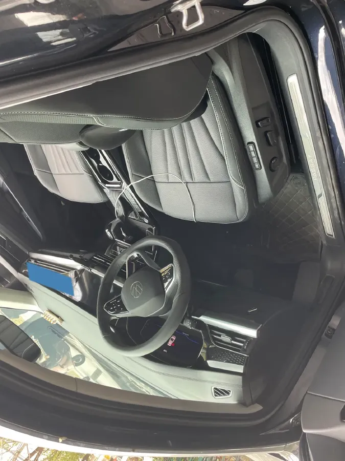 2024 Volkswagen Passat 2.0T 220HP L4 7DCT,autocango,china used car exporter,china ev exporter,chinese used car exporter,chinese used ev exporter