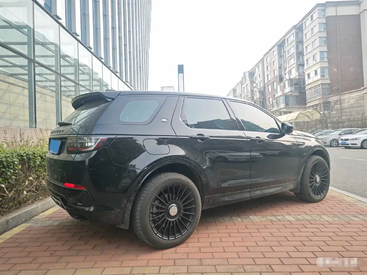 2024 Land Rover Discovery Sport 2.0T 249HP L4 9AT,autocango,china used car exporter,china ev exporter,chinese used car exporter,chinese used ev exporter