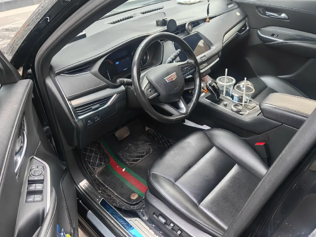 2020 Cadillac XT4 2.0T 241HP L4 9AT,autocango,china used car exporter,china ev exporter,chinese used car exporter,chinese used ev exporter