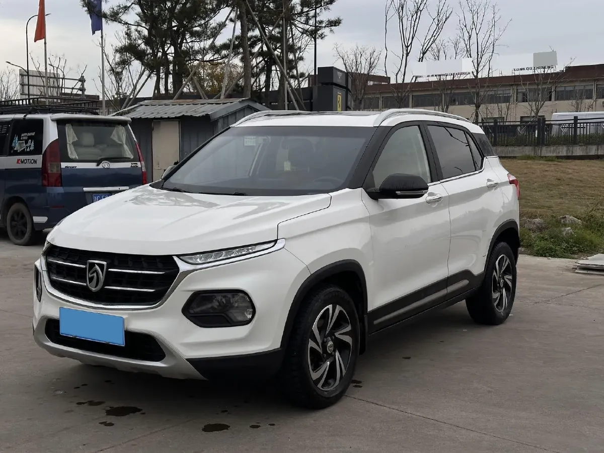 2017 BaoJun 510 1.5L 112HP L4 6MT,autocango,china used car exporter,china ev exporter,chinese used car exporter,chinese used ev exporter
